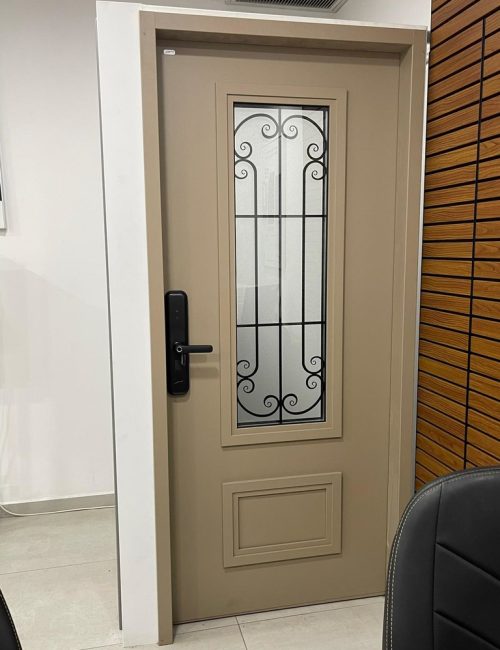 התקנת דלתות